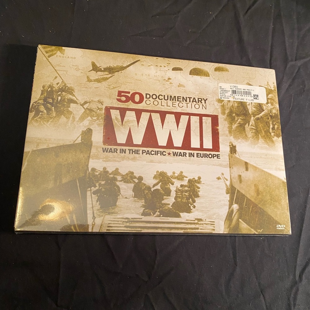 WWII 50 Documentary Collection DVD Set - Beige & Red Cover